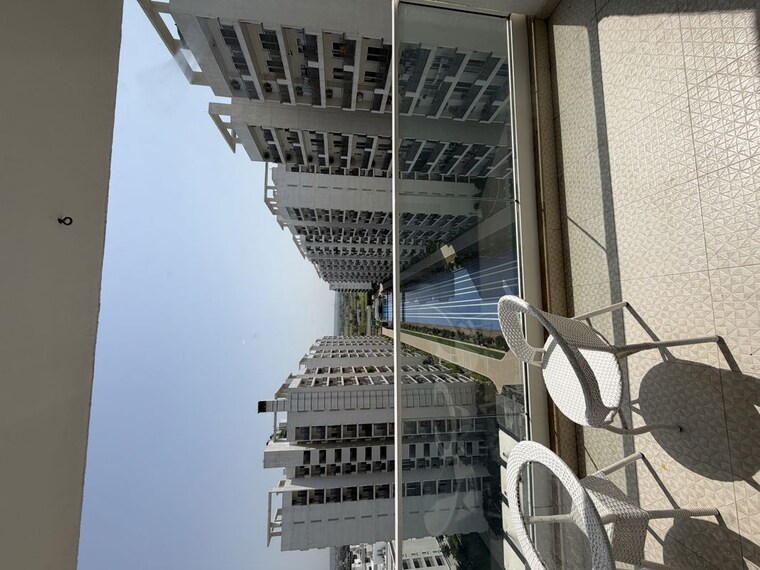 Balcony, central-park-3-the-room 1 Bedroom 919 Sq.Ft. Apartment In Sohna Sector 33 Gurgaon 10670614