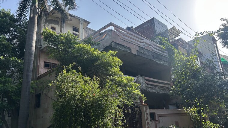 Exterior View, sector 55 2 Bedroom 112 Sq.Mt. Independent House In Sector 55 Noida 10670615