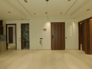 Room in 4 BHK Builder Floor at Sector 19 Dwarka – for Sale
