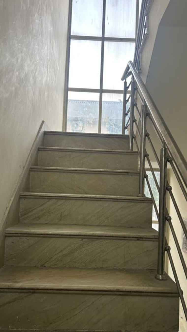 undefined, sector 41 3 Bedroom 180 Sq.Mt. Independent House In Sector 41 Noida 10670629