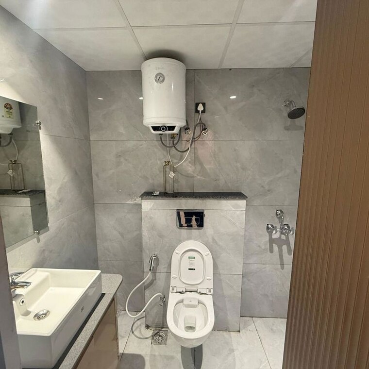 Bathroom, panchsheel-greens 2 Bedroom 915 Sq.Ft. Apartment In Sector 16 Greater Noida Greater Noida 10670633