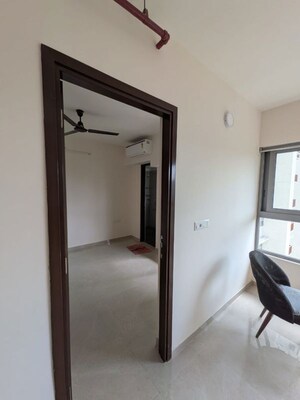 Room in 1 BHK Apartment at Piramal Vaikunth Cluster 2, Balkum Pada – for Rent