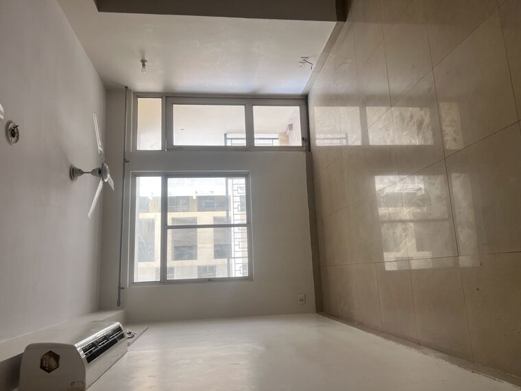 Room, gomti nagar 3 Bedroom 1490 Sq.Ft. Apartment In Gomti Nagar Lucknow 10574590