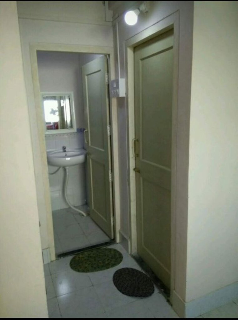 Bathroom, mhada-pratiksha-nagar-sion 1 Bedroom 550 Sq.Ft. Apartment In Sion Mumbai 10670632