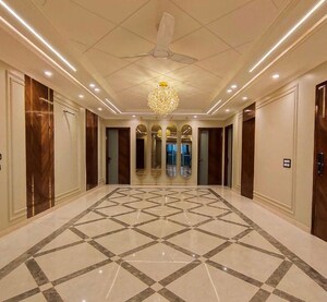 3 BHK Builder Floor For Rent in Sector 21