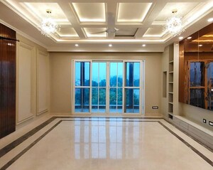 Room in 3 BHK Builder Floor at Sector 21 – for Rent