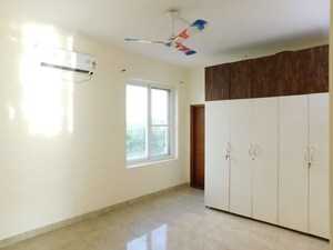 Room in 4 BHK Villa at Keerthi Estates Richmond Villas, Bandlaguda Jagir – for Rent