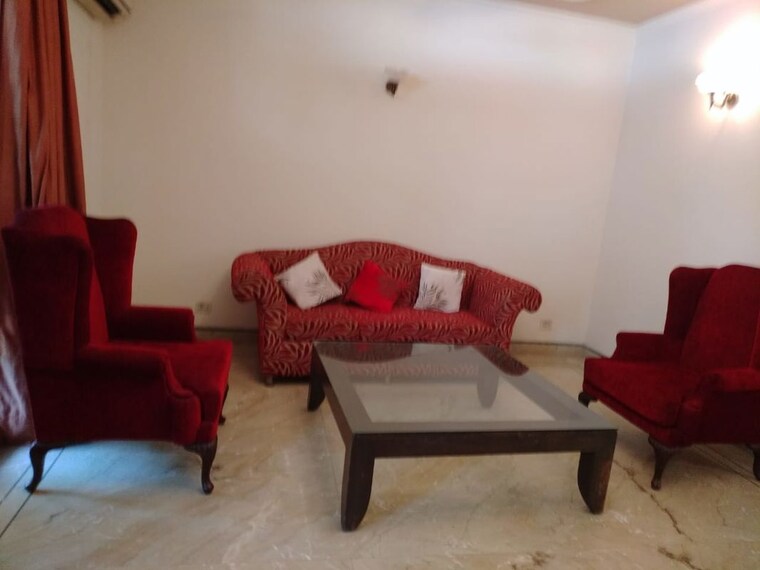 Living Room, greater kailash i 3 Bedroom 2000 Sq.Ft. Builder Floor In Greater Kailash I Delhi 10670762