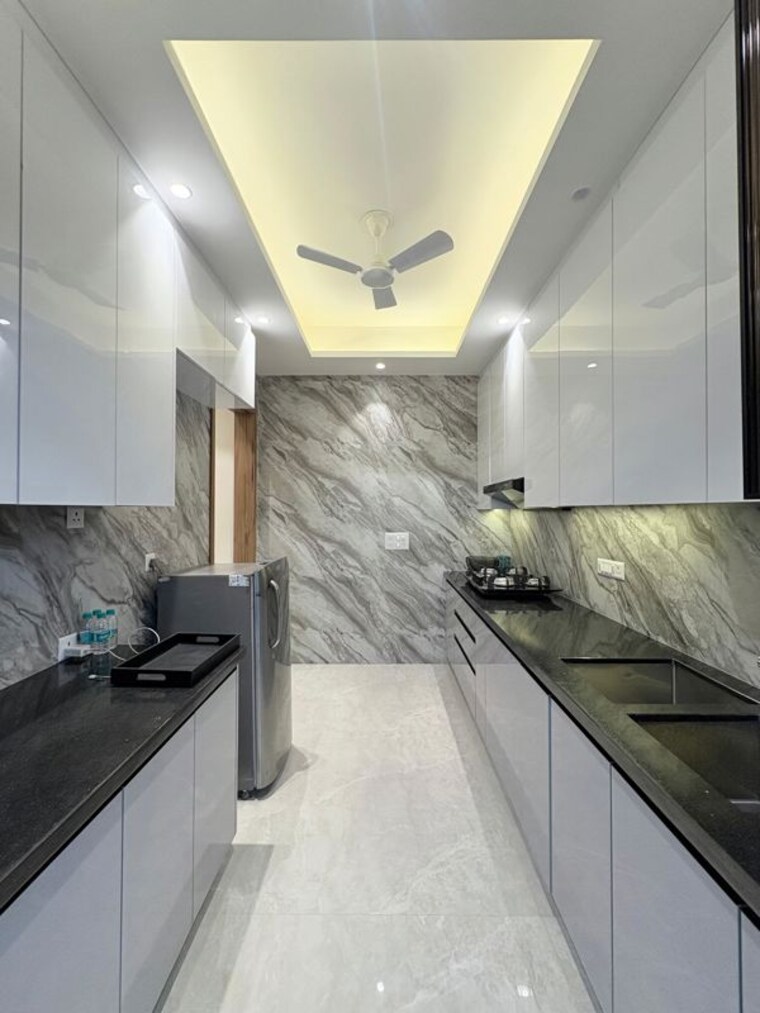 Kitchen, sector 22 3 Bedroom 1550 Sq.Ft. Builder Floor In Sector 22 Gurgaon 10670769