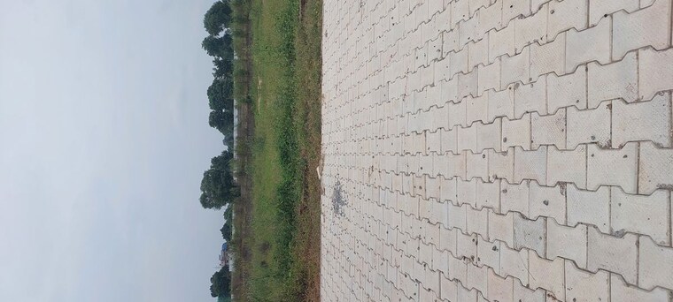 Other, gwalior road  200 Sq.Yd. Plot In Gwalior Road Agra 10670755