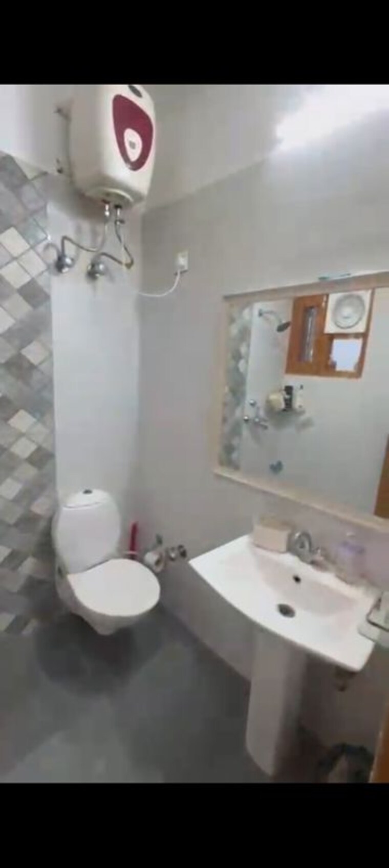 Bathroom, highland-park-chandigarh 2 Bedroom 1156 Sq.Ft. Apartment In Bhabat Zirakpur 10670764