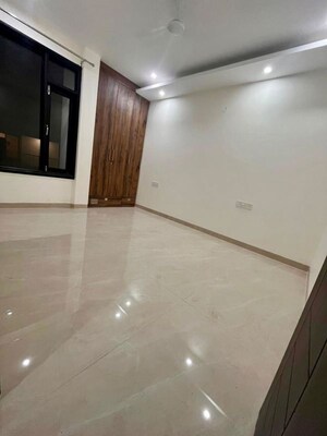 Room in 2 BHK Apartment at Dhakoli – for Rent