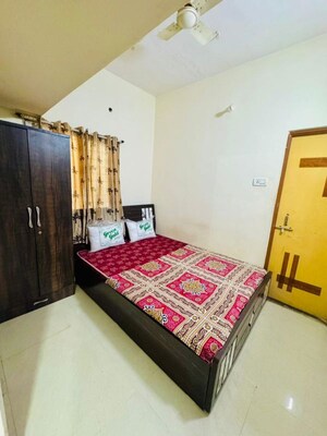 Bedroom in 1 BHK Apartment at Kharadi – for Rent