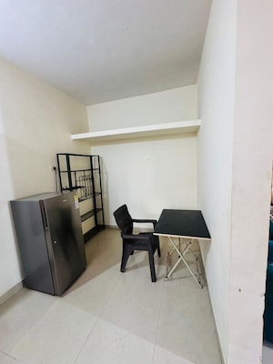 Room in 1 BHK Apartment at Kharadi – for Rent