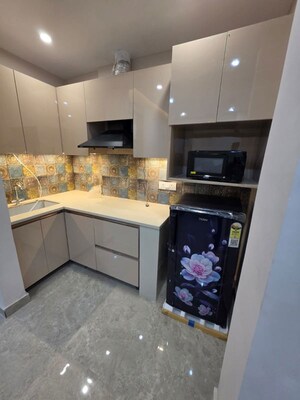 Kitchen in 1 BHK Builder Floor at Sector 43 – for Rent