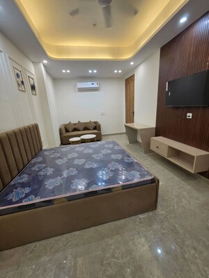 Bedroom in 1 BHK Builder Floor at Sector 43 – for Rent