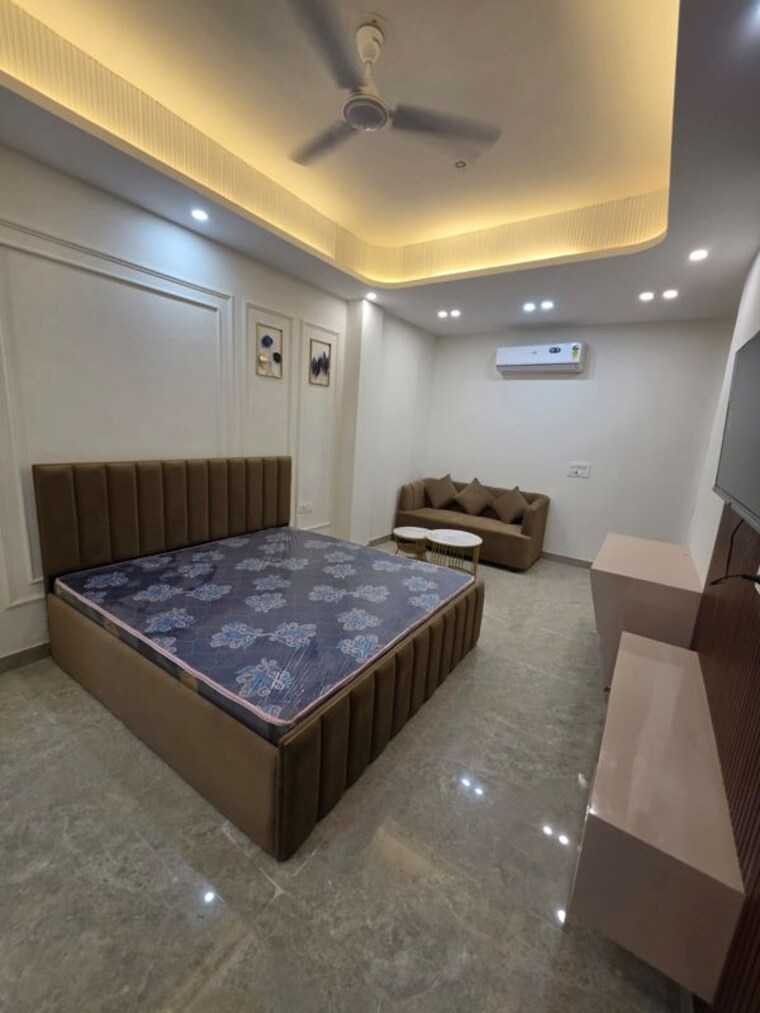 Bedroom, sector 43 1 Bedroom 600 Sq.Ft. Builder Floor In Sector 43 Gurgaon 10670819