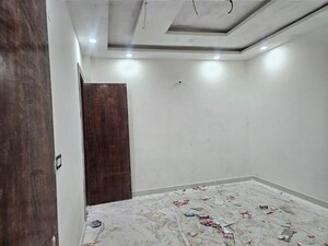 Bedroom in 6+ BHK Independent House at Raj Nagar Raj Kunj – for Sale
