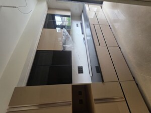 Building Lobby in 3 BHK Builder Floor at Sector 57 – for Rent