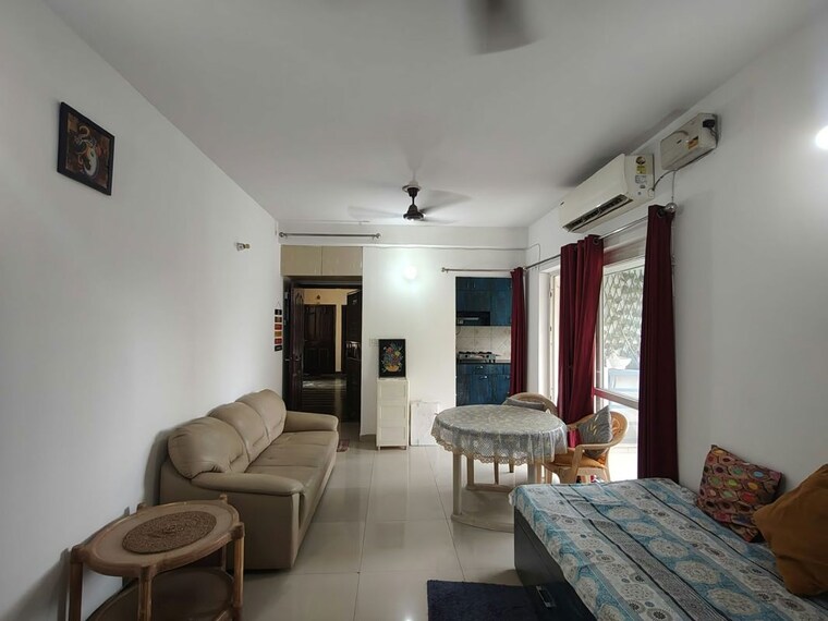 Living Room, umang-summer-palms 3 Bedroom 1343 Sq.Ft. Apartment In Sector 86 Faridabad 10670857
