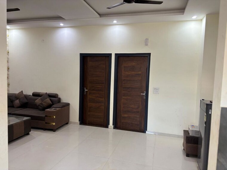 Living Room, patiala road 3 Bedroom 1350 Sq.Ft. Apartment In Patiala Road Zirakpur 10670830