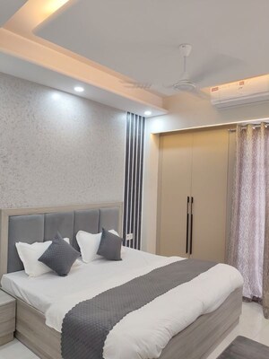 Bedroom in 3 BHK Builder Floor at Sector 57 – for Rent