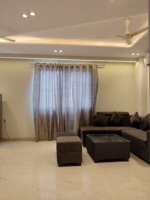 Living Room in 3 BHK Builder Floor at Sector 57 – for Rent
