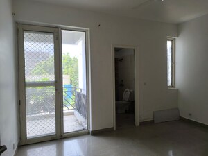 Room in 2 BHK Apartment at BPTP Princess Park, Sector 86 – for Sale