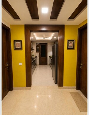 Building Lobby in 3 BHK Builder Floor at Sector 23 – for Rent