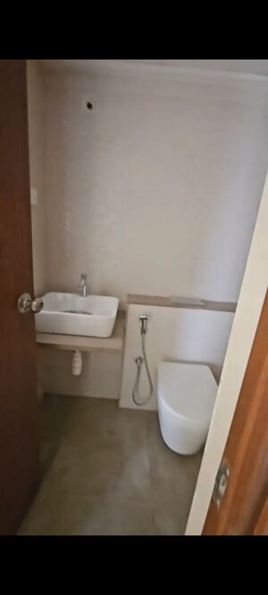 Bathroom in 3 BHK Apartment at Kalpataru Srishti Namaah, Mira Road – for Rent