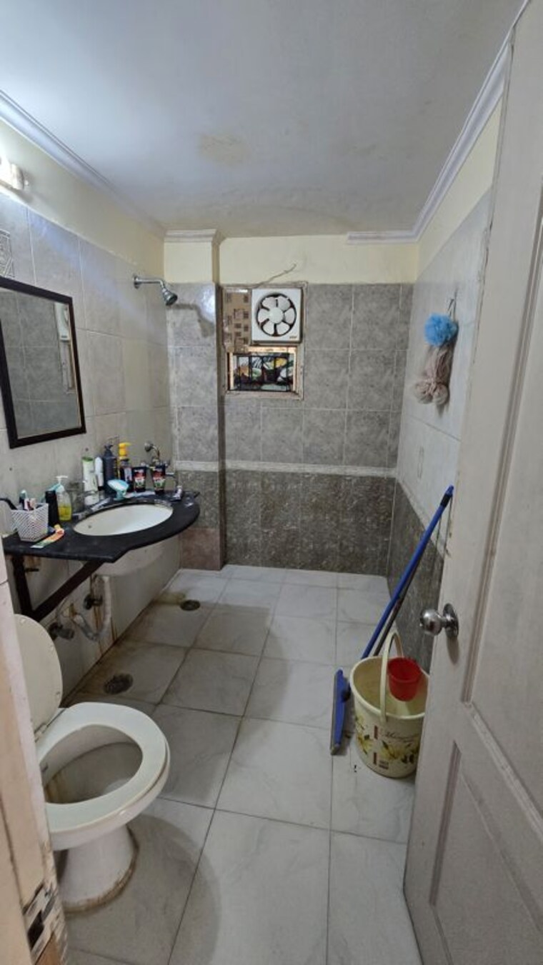 Washroom, niho-jasmine-scottish-garden 2 Bedroom 1299 Sq.Ft. Apartment In Ahinsa Khand 2 Ghaziabad 10670936
