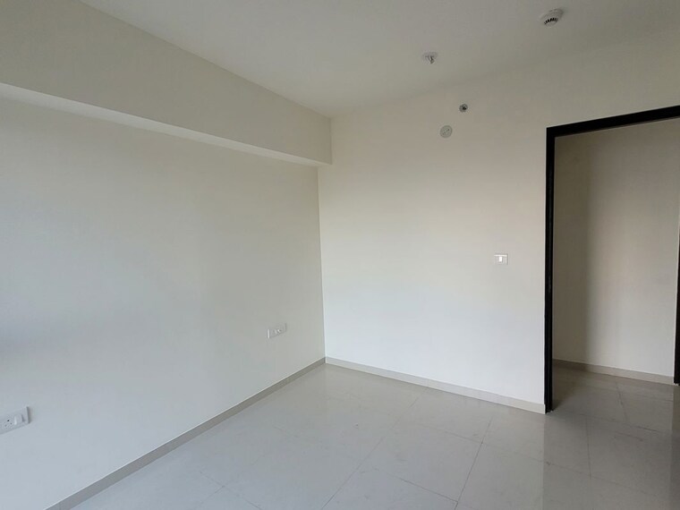 Room, lodha-splendora 2 Bedroom 643 Sq.Ft. Apartment In Ghodbunder Road Thane 10670951