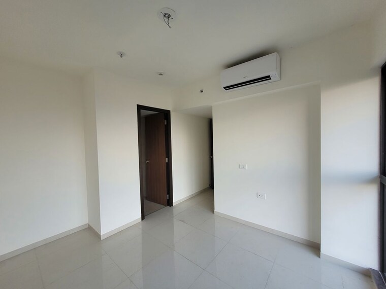 Room, lodha-splendora 2 Bedroom 643 Sq.Ft. Apartment In Ghodbunder Road Thane 10670951