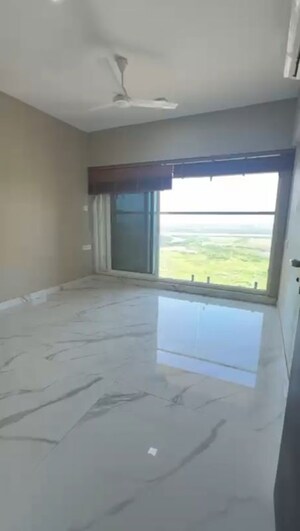 3 BHK Apartment For Rent in RNA NG Eclat, Andheri West