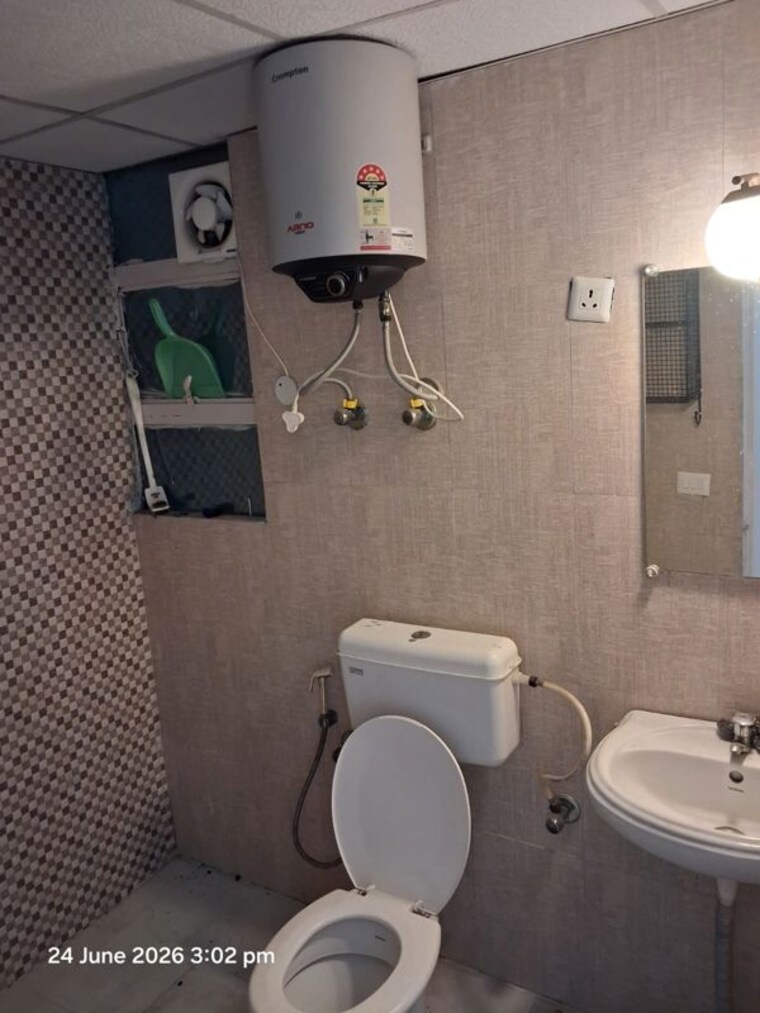 Bathroom, signature-global-solera-2 2 Bedroom 635 Sq.Ft. Apartment In Sector 107 Gurgaon 10670996