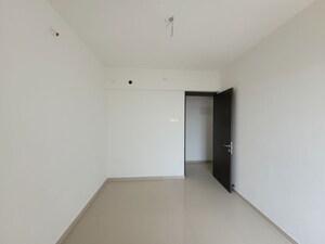 Room in 2 BHK Apartment at Puranik City Reserva, Ghodbunder Road – for Rent