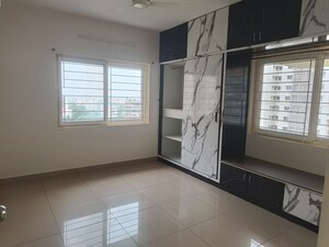 Room in 3 BHK Apartment at Aparna Sarovar, Nallagandla – for Rent