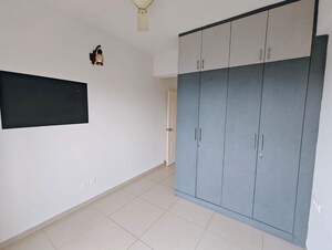 Room in 3 BHK Apartment at Goyal and Co Orchid Greens, Kannur – for Rent