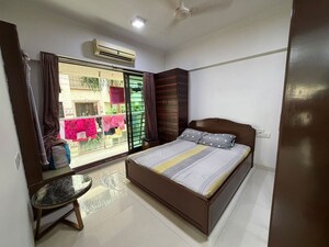 Bedroom in 3 BHK Apartment at Santacruz West – for Sale