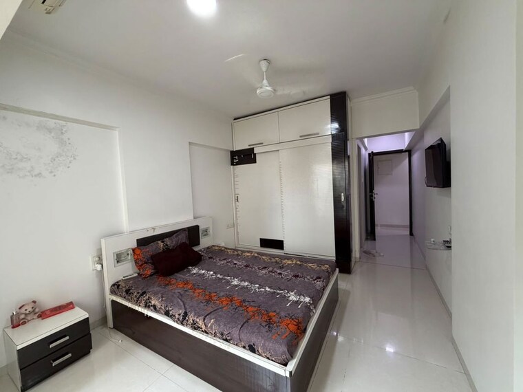 Bedroom, santacruz west 3 Bedroom 1000 Sq.Ft. Apartment In Santacruz West Mumbai 10671041