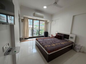 Bedroom in 3 BHK Apartment at Santacruz West – for Sale