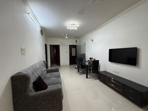 Room in 3 BHK Apartment at Santacruz West – for Sale