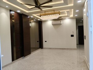 Room in 3 BHK Builder Floor at Sector 22 – for Rent
