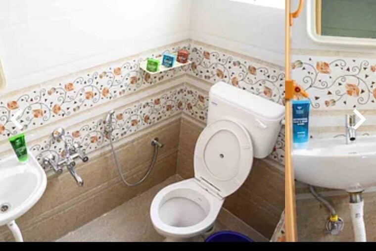 Bathroom, hsr layout 2 Bedroom 1100 Sq.Ft. Apartment In Hsr Layout Bangalore 10671077