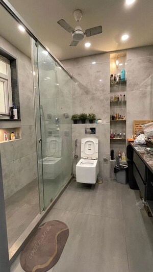 Bathroom in 3 BHK Builder Floor at Sector 21 – for Rent
