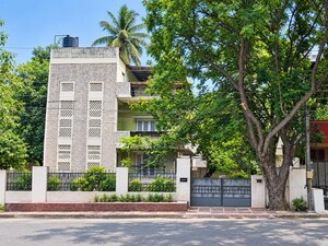  Land For Sale in Sri Nagar Colony