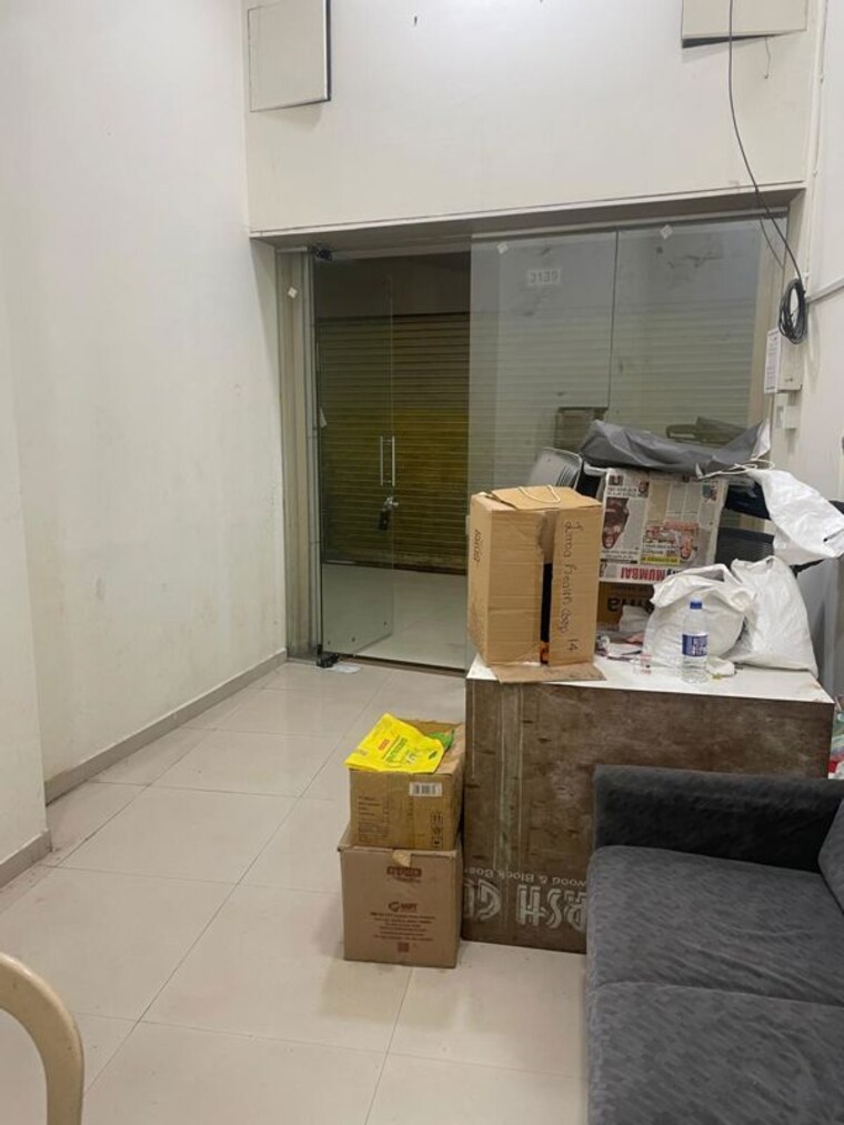 Team Area, rustomjee-eaze-zone-mall Commercial Office Space 142 Sq.Ft. In Malad West Mumbai 10671107
