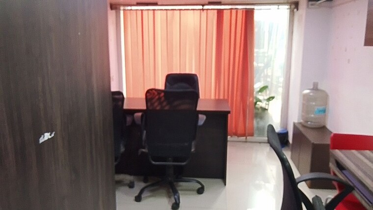 Team Area, om-heera-panna-mall Commercial Office Space 200 Sq.Ft. In Andheri West Mumbai 10671102