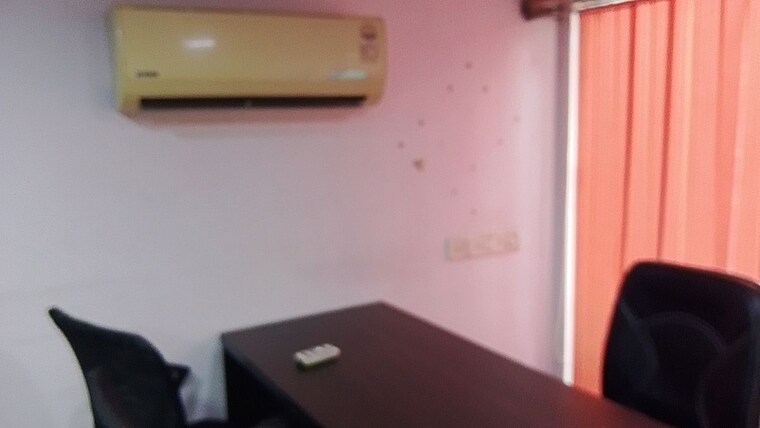 undefined, om-heera-panna-mall Commercial Office Space 200 Sq.Ft. In Andheri West Mumbai 10671102