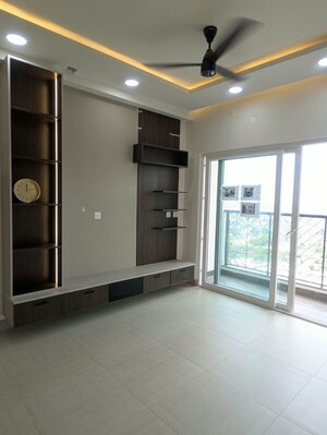Room in 2 BHK Apartment at Karle Vario Homes, Hebbal – for Rent